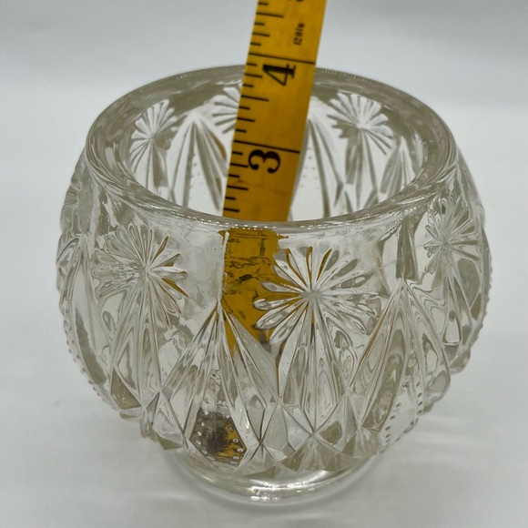 Vintage Avon (signed) Crystal Glow votive candle holder starburst diamond etched - Picture 5 of 6